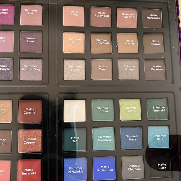 NWOT Ulta Beauty Box - Picture 10 of 12